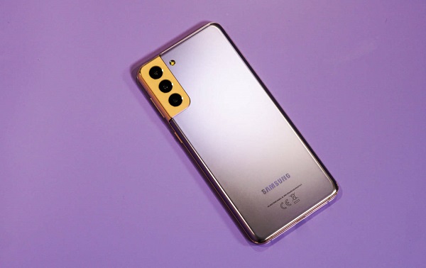 갤럭시S21 울트라 가격 10만원대 특가 ‘마야폰’ 노트20 재고떨이