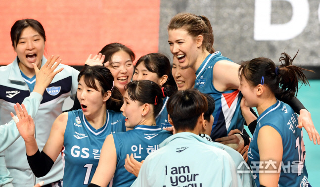 [포토] GS칼텍스 러츠-강소휘, 챔프전 2연승!