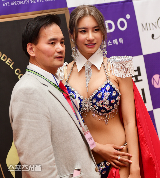 \'쎄라엔젤\' 송희주, 슈퍼퀸을 빛내는 비키니여신의 자태! [포토]