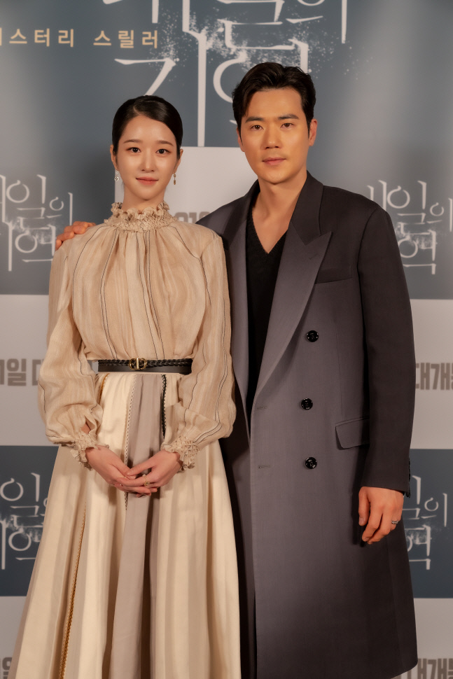 "영화는 역시 스릴러"…'내일의 기억' 서예지X김강우의 자신감[종합]