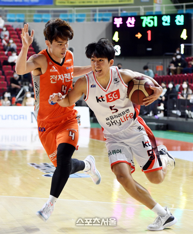 [포토] 박지원 '과감한 돌파'