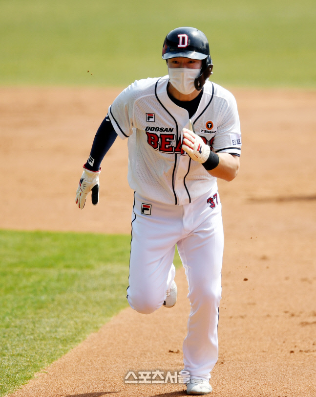 [포토] 박건우 \'마스크 쓰고\'