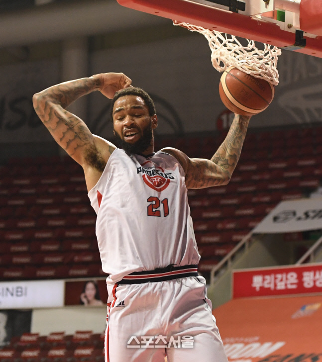 KBL, 상대 선수 얼굴 가격한 숀 롱에 제재금 200만원 부과