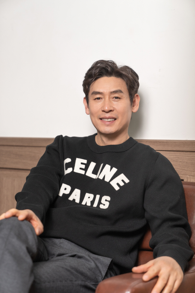 '자산어보' 설경구 "데뷔 28년만 첫 사극? 이준익 감독님 믿고 출연"[SS인터뷰]