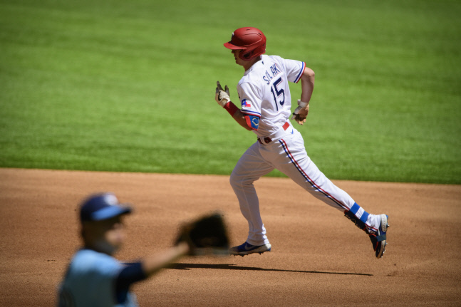 BASEBALL-MLB-TEX-TOR/