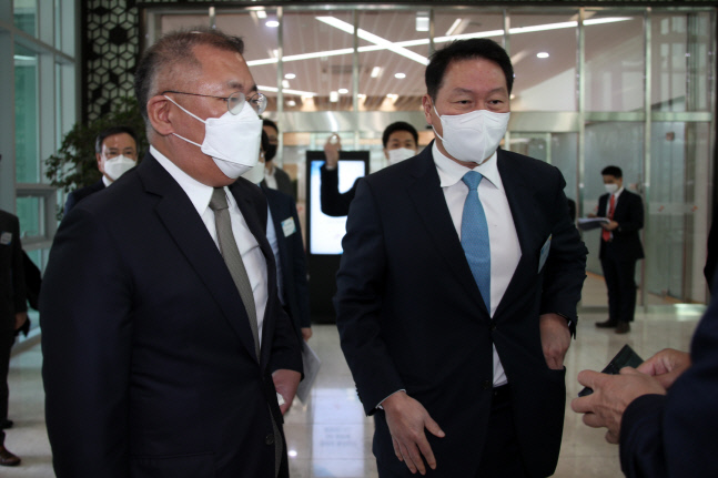 현대차·효성 등 대기업집단 총수 바뀐다…재계 2위 현대차, 3위 SK 순위 역전 가능성도