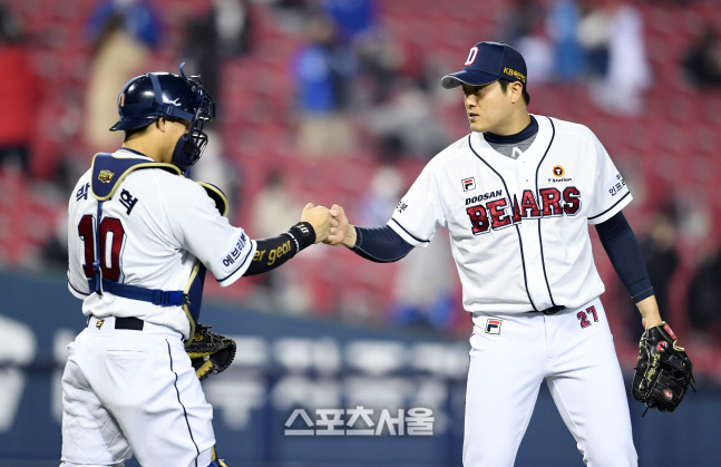 이닝이터 사라진 두산 선발진, 그래도 불펜이 있기에