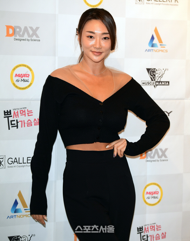 머슬마니아 비키니여신 김은지, K갤러리의 세미나에 참석하러 왔어요[포토]