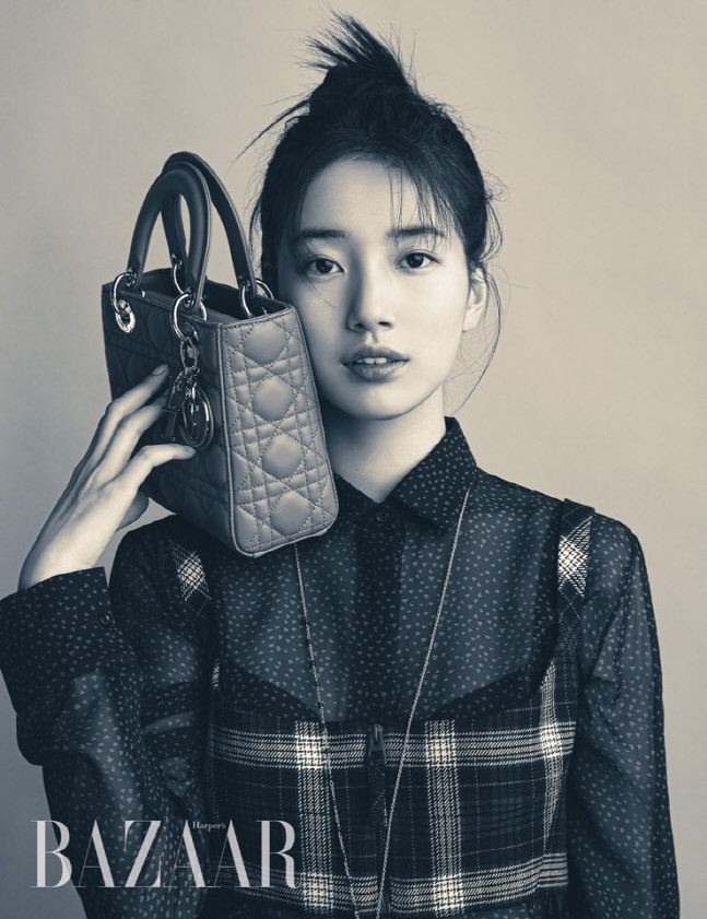 수지, 무표정도 예쁘네[★화보]