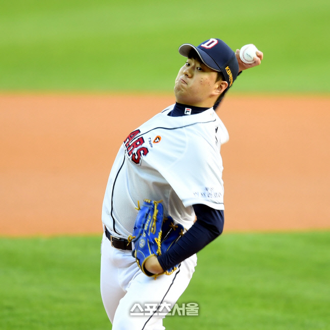 [포토] 이영하 \'위력적인 투구\'
