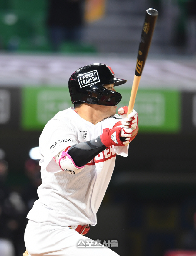 스스로 일침 날린 한유섬 "솔직히 최신맥주 들어갈 건덕지도 없다"[SS인터뷰]
