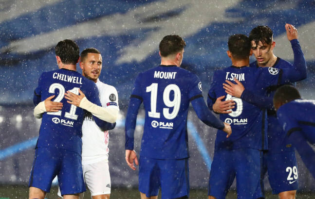 레알 첼시 경기 뒤 포옴