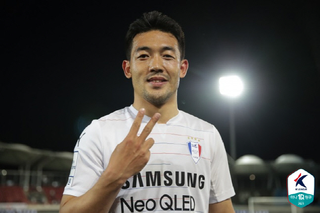 염기훈·김민우 다음 수원 왼발 계보…이기제, 新 '스폐셜리스트'로 우뚝