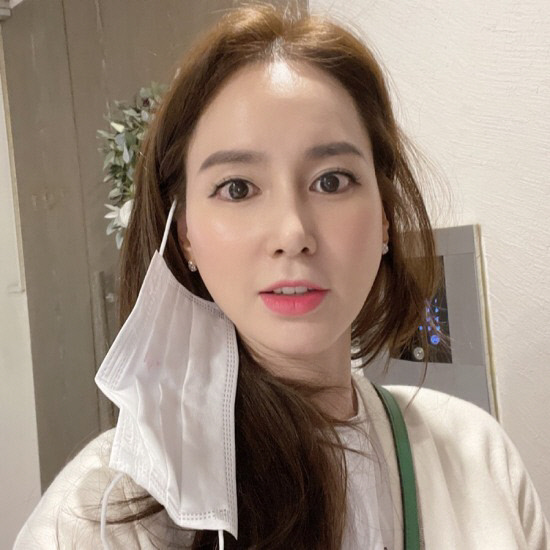 '안정환♥' 이혜원, 오늘도 여신미모 열일 "미팅가요!"[★SNS]