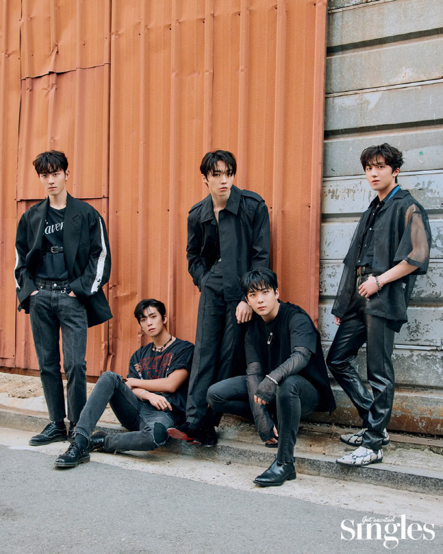 [싱글즈 5월호] 이미테이션 보도자료 (1)