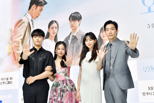 '오월의 청춘' 이도현X고민시, 남매→애틋 멜로 "색다른 케미스트리"[종합]