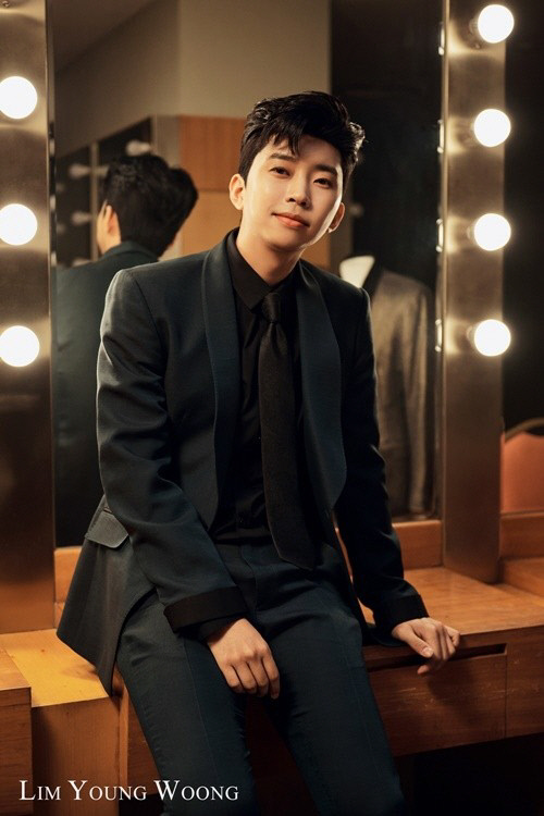 임영웅, 흡연·노마스크로 이미지 타격→사과...위기 극복할까[종합]