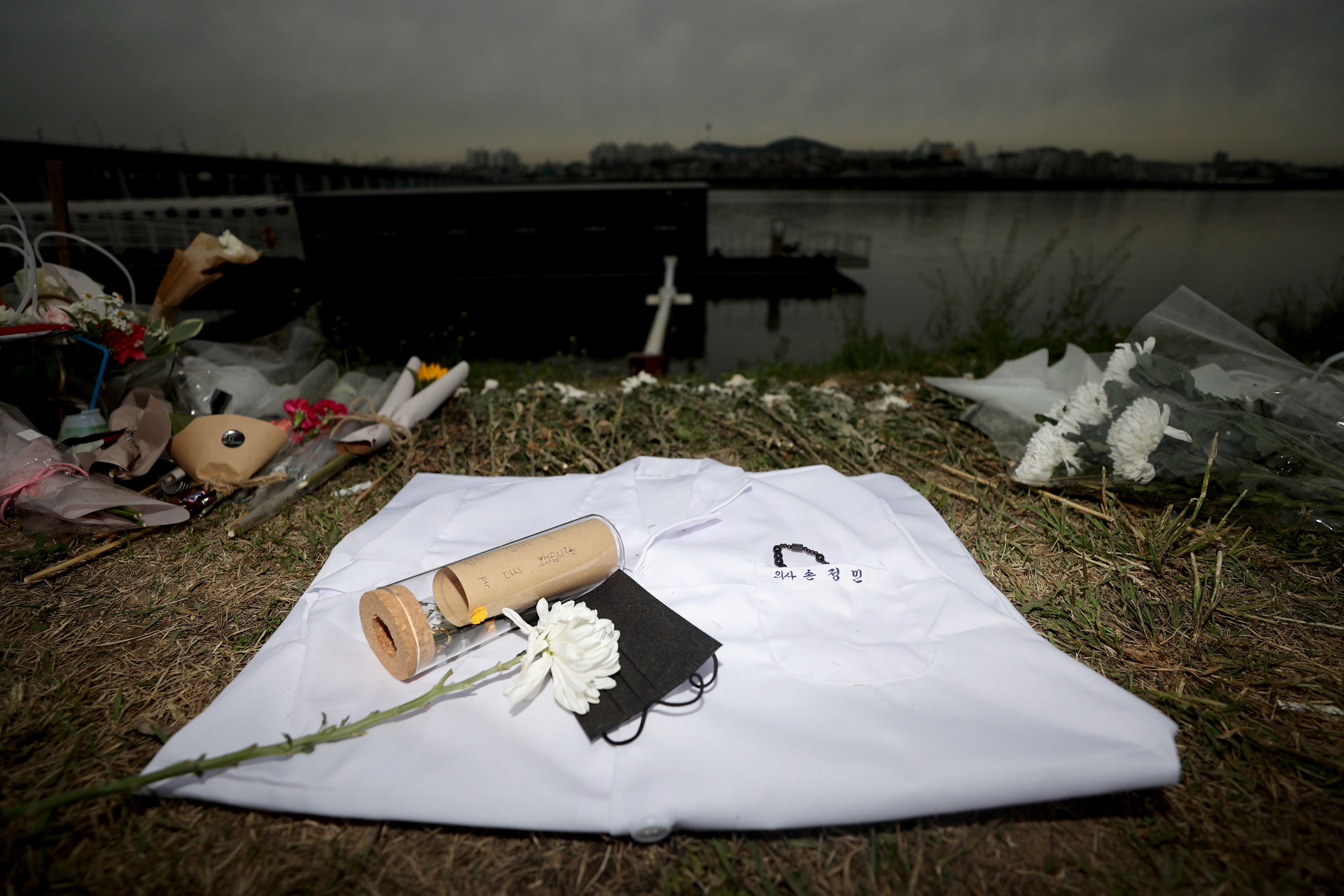 경찰, '한강 사망 대학생' 친구 A씨와 아버지 어제 참고인 조사