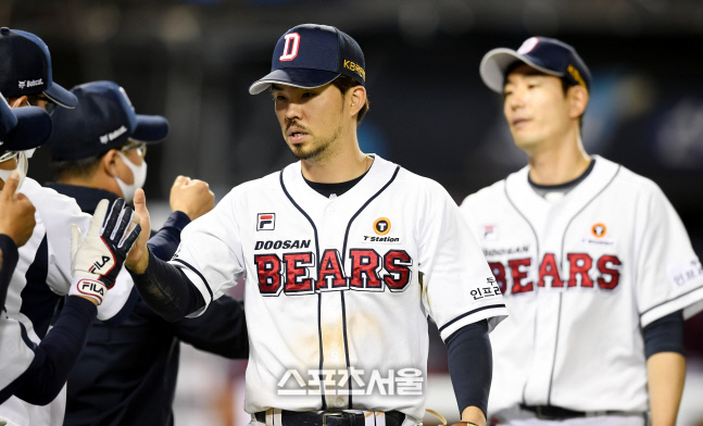[포토] 오재원 '이겼다'