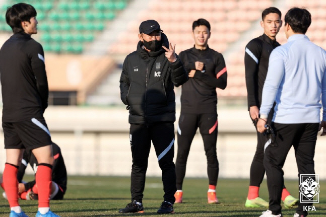 김학범호 6월 스파링 파트너는 가나…제주서 두 차례 평가전