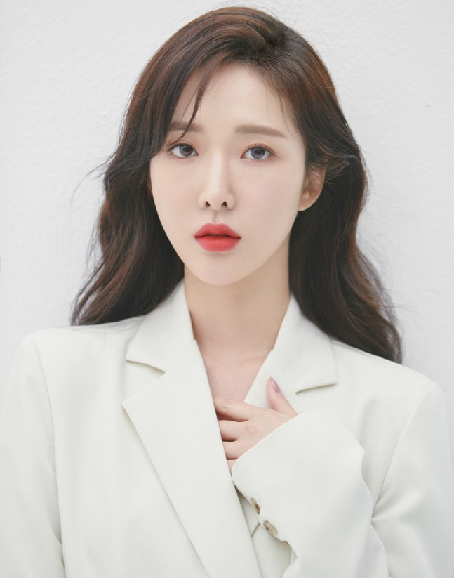 '평생동안' 막내MC 조이현 "나중에 김성령처럼 되고파"[일문일답]