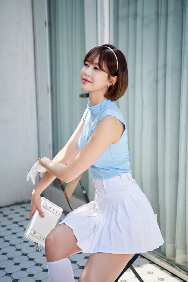 "2040 영골퍼 잡아라" 롯데百, 온라인 골프웨어 전문관 오픈