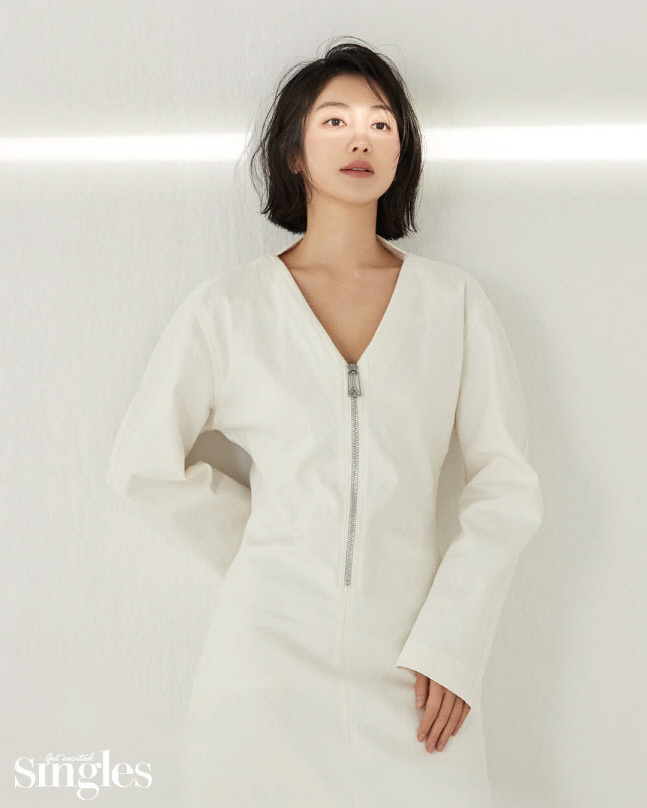 싱글즈 김옥빈 보도자료 (2)