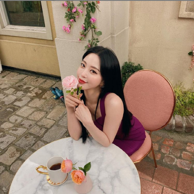 한예슬, 남친 화류계 출신·5억 스포츠카 선물 주장에 "신께서 축복" [종합]