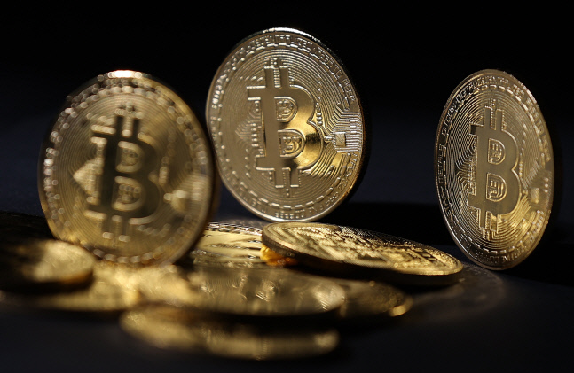 가상화폐 가격 일제히 하락…비트코인, 월간 기준 10년만에 최대 낙폭