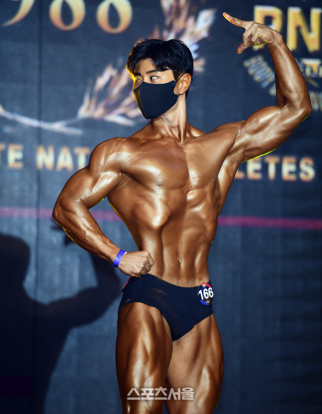 인바코리아 왕인철, \'사람이야? 조각이야?\'[포토]