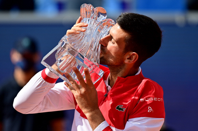 조코비치 83번째 우승..."페더러와 프랑스오픈 8강전 성사되면 큰 스릴"