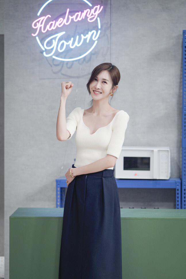 jtbc_해방타운_윤혜진  (1)