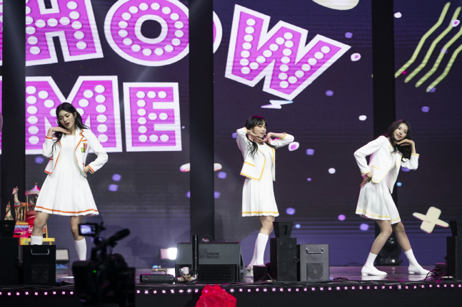 이미테이션 그룹_티파티