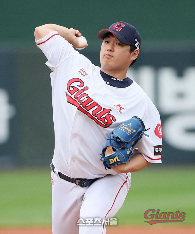 210515-KT전-05-나균안 선발역투KCH20542