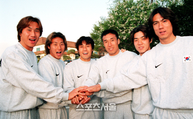 한국 축구 국가대표팀 2000