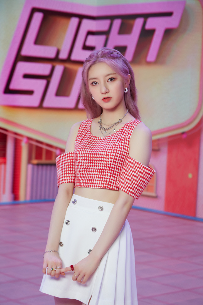 LIGHTSUM_포토월_주현(1)