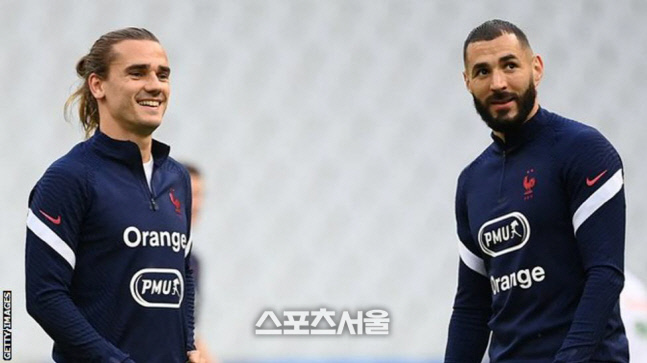 프랑스 대표팀 공격수 벤제마,그리즈만 부상 털고 독일전 출격