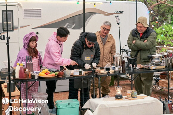 '골라자봐' 홍현희 "비연예인 출연자, 캠핑장서 미팅 주선…첫방부터 커플 탄생"