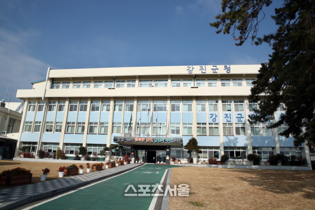 강진군, ‘청년 부부 결혼축하금’ 200만 원 지급