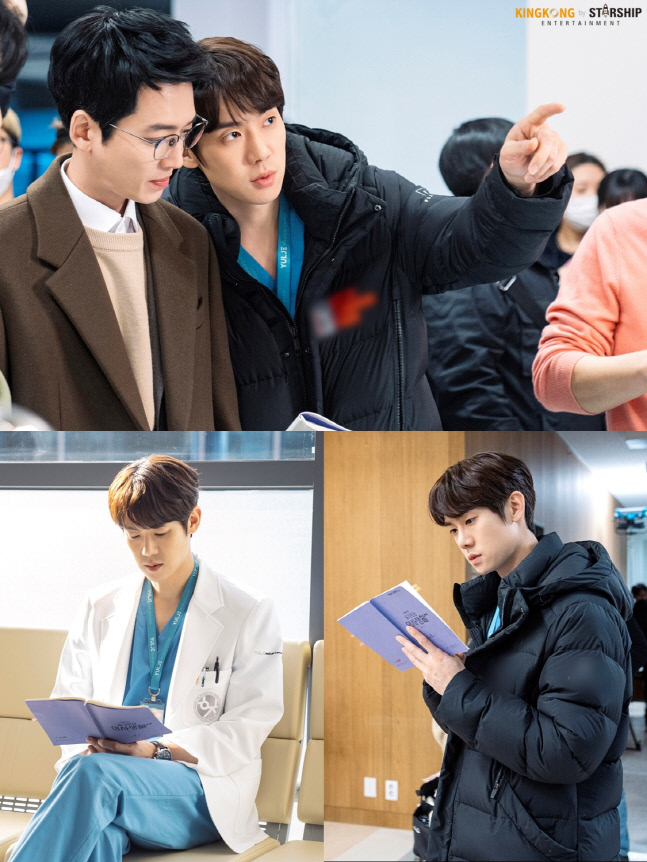 '슬의생2' 유연석, 대본 열공 현장 포착 "안정원 그 자체"