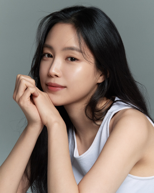 손나은