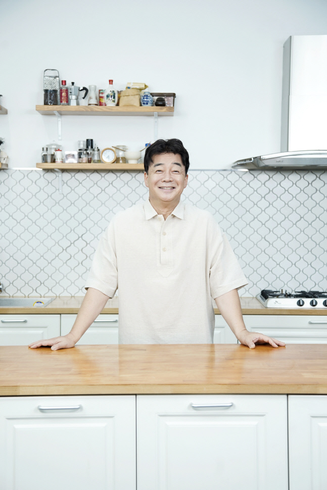 '국민음식' 백종원 "음식의 유래, 알고 먹으면 더 맛있어"