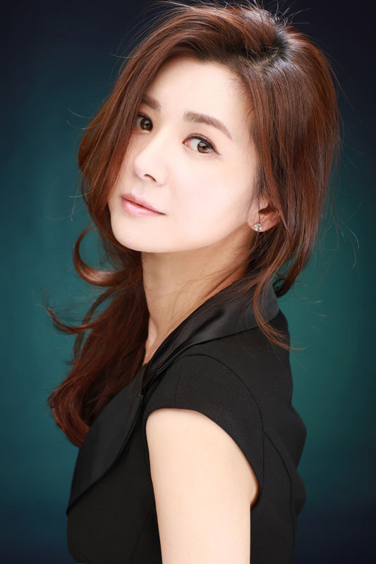 장서희, 아이오케이컴퍼니와 전속계약…조인성·김하늘과 한솥밥[공식]