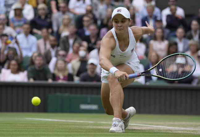 애슐리 바티의 백핸드 슬라이스