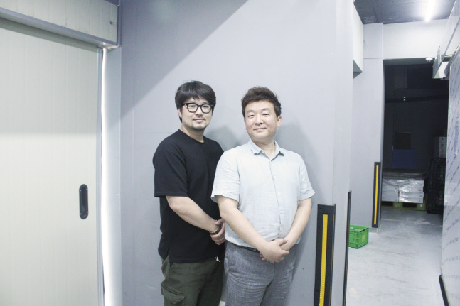 (주)다름달음 김호철 대표, 이상현 대표(오른쪽)