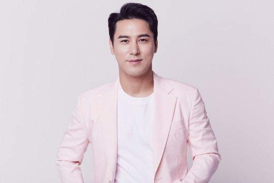 장민호, 코로나19 확진…임영웅→정동원은 음성[공식]