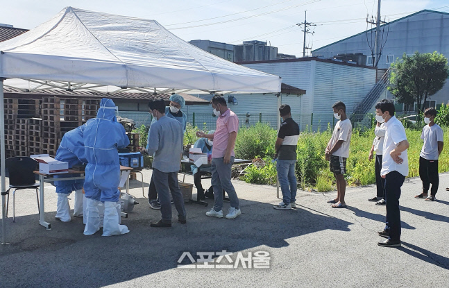 담양군, 외국인 근로자 대상 찾아가는 코로나19 방문 검사