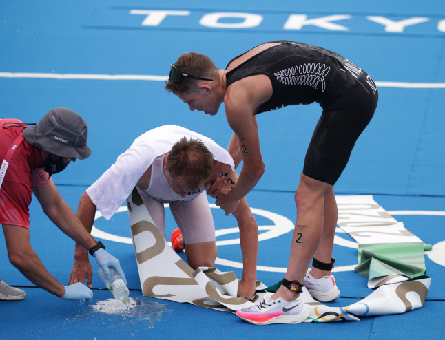 OLYMPICS-2020-TRI/M-OLYMPIC-FNL-000100