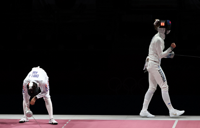 [2020 도쿄] '졌잘싸' 여자 에페 단체전, 9년 만에 은메달 수확