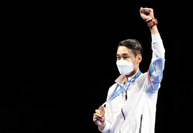 '금빛 찌르기 기대' 펜싱 男사브르, '졌잘싸' 女단체전 은메달 아쉬움 지운다